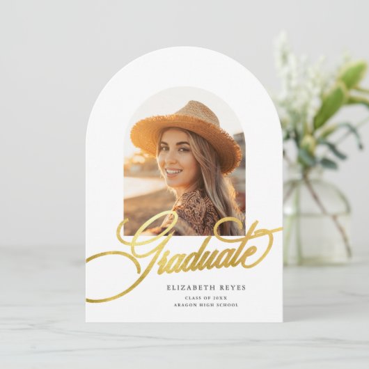 Elegant White Arch Foto Afstuderen Aankondiging (Staand voorkant)