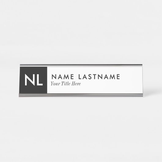 Elegant White Black Monogram Custom Desk Bureau Naambordje (Voorkant)