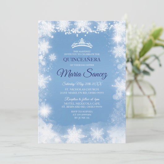 Elegant White & Blue Kerstmis Mis Quince nodigt ui Kaart (Staand voorkant)