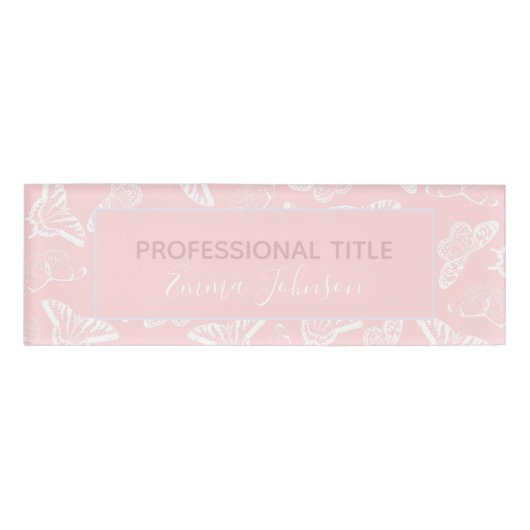 Elegant White Butterflies Roze Design Naambadge (Voorkant)