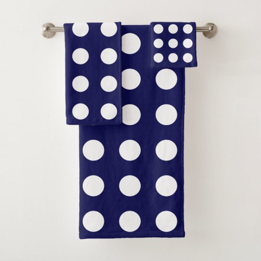 Elegant White Circles over Navy Blue Bad Handdoek (Insitu)
