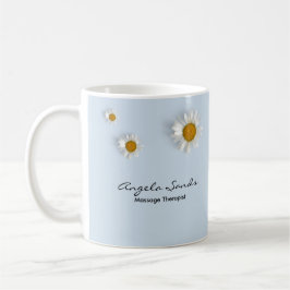 Elegant white daisies blue koffiemok