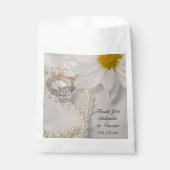 Elegant White Daisy Wedding Bedankt Bedankzakje (Voorkant)