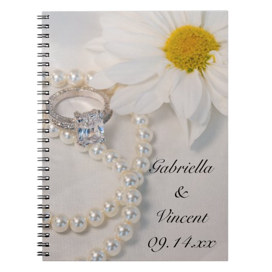Elegant White Daisy Wedding Notitieboek (Voorkant)