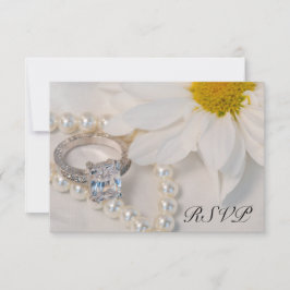 Elegant White Daisy Wedding RSVP Response Kaart
