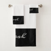 Elegant White en Black Calligraphy Name Bathroom Bad Handdoek (Insitu)