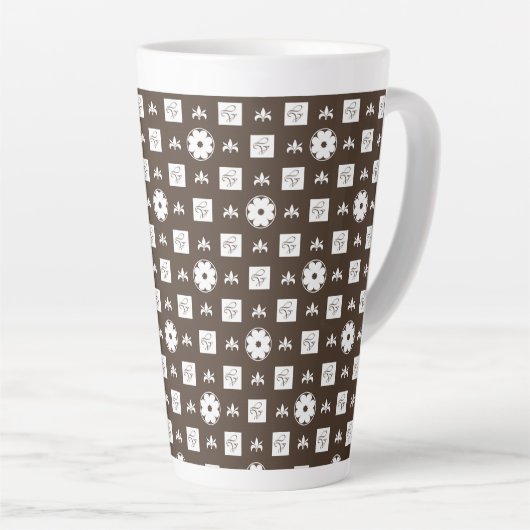 Elegant White en Brown Checkered Pattern Latte Mok (Rechterhoek)