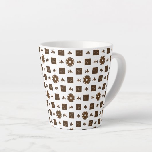 Elegant White en Brown Checkered Pattern Latte Mok (Rechterhoek)
