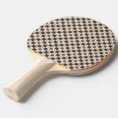 Elegant White en Brown Checkered Pattern Tafeltennisbatje (Voorkant Gekanteld)
