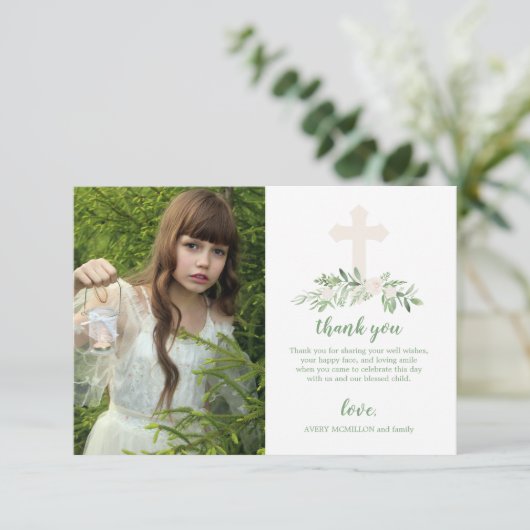 Elegant White en Green Roos First Heilige Communie Bedankkaart (Staand voorkant)