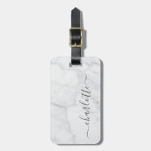 Elegant White en Grey Marble Script Aangepast Bagagelabel (Voorkant verticaal)