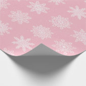 Elegant White en roze Snowflake kerstpatroon Cadeaupapier (Hoek)