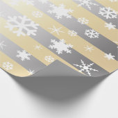 Elegant White en Silver Kerstmis Snowflake Patroon Cadeaupapier (Hoek)