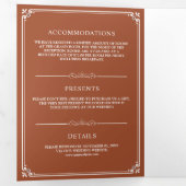 Elegant White en Terracotta Monogram Wedding Drieluik Uitnodiging (Binnenzijde eerst)