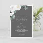 Elegant White Floral and Greenery Gray Wedding Kaart (Staand voorkant)