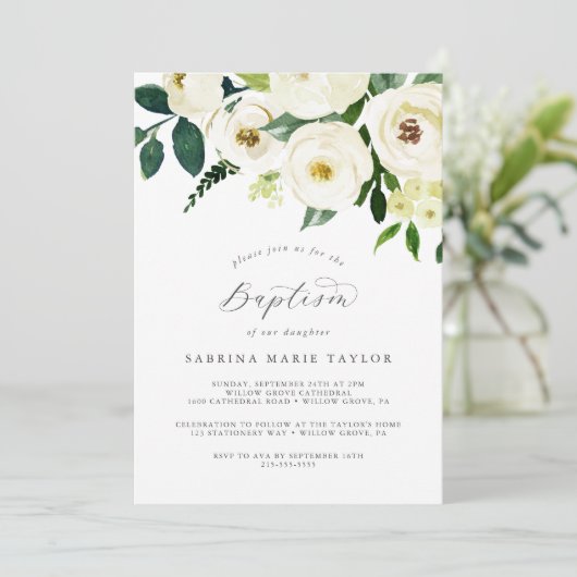 Elegant White Floral Baptisme Kaart (Staand voorkant)