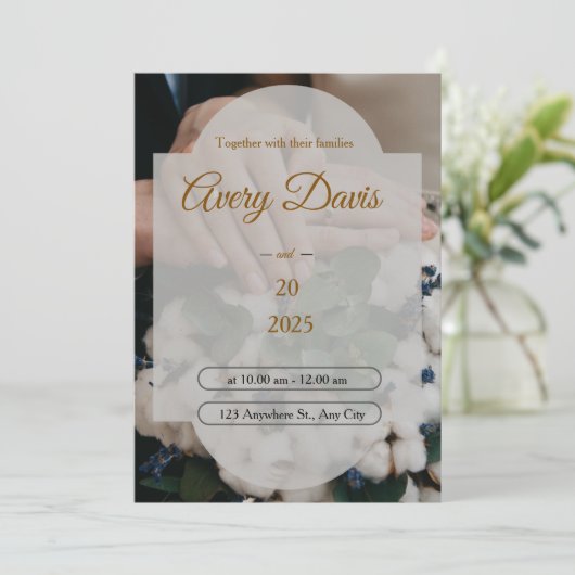 Elegant White Floral Boho Wedding Invitation  Kaart (Staand voorkant)