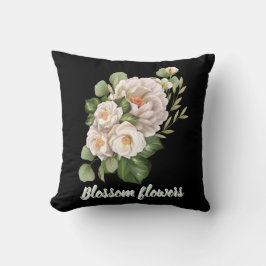 Elegant white floral bouquet with green leaves kussen