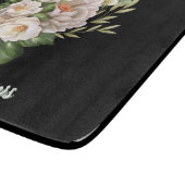 Elegant white floral bouquet with green leaves snijplank (Hoek)