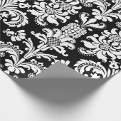 Elegant White Floral Damaszwarte achtergrond Cadeaupapier (Hoek)