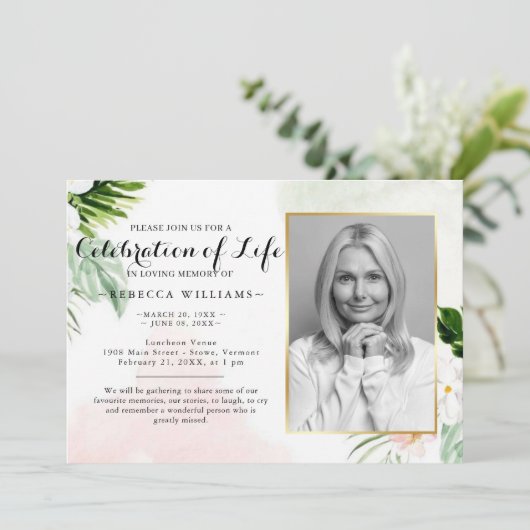 Elegant White Floral Foto's vieren het leven Kaart (Staand voorkant)