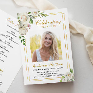 Elegant White Floral Photo Memorial Funeral Programma