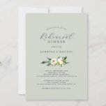 Elegant White Floral | Sage Mint Rehearsal Dinner Kaart<br><div class="desc">Deze elegante uitnodiging voor het eten van een witte-florale-sage-munt is perfect voor een klassieke trouwrepetitie. Het moderne  ontwerp is voorzien van prachtig romantisch roos van ivoor en roomkleurige waterverf en pony's met donkergroene bladeren,  groene bladeren en botanische producten.</div>