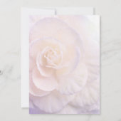 Elegant White Floral Wedding Invitation Kaart (Achterkant)