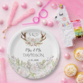 Elegant White Flowers Monogram Weddenschap Antlers Papieren Bordje (Feest)