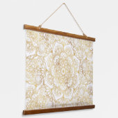 Elegant White Gold Mandala Floral Hangend Wandkleed (Gebogen)