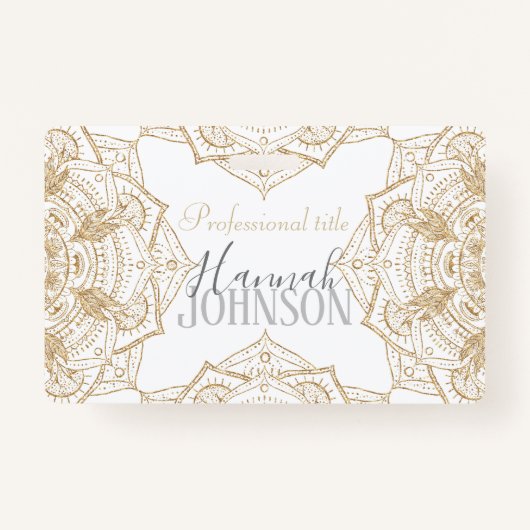 Elegant White & Gold Mandala Handtekening Ontwerp Badge (Voorkant)