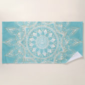 Elegant White Gold Mandala Sky Blue Design Strandlaken (Voorkant)