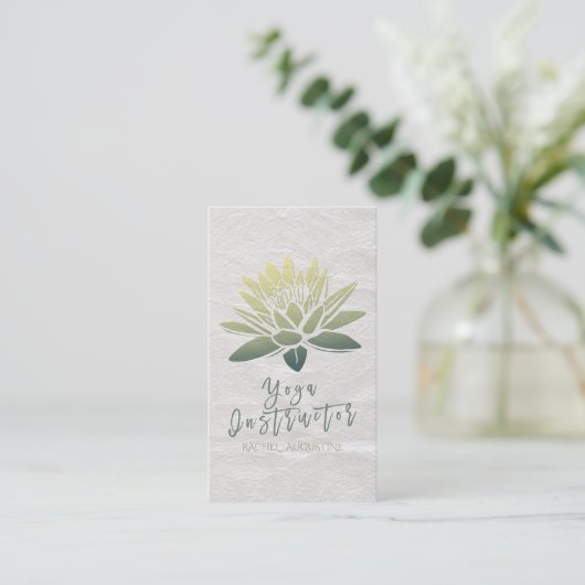 Elegant White & Green Lotus Yoga Instructor Script Visitekaartje (Staand voorkant)