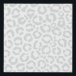 Elegant White Grey Leopard Cheetah Animal Print<br><div class="desc">Dit elegante chic-patroon is perfect voor de trendy en stijlvolle fashionista. Het is voorzien van een handgetekend wit en grijs blad-kaasdeeg met een dierlijk afdrukpatroon. Het is modern, eenvoudig en schattig. ***BELANGRIJKE NOTA VAN HET ONTWERP: Voor om het even welk verzoek van het douaneontwerp zoals passende productverzoeken, kleurenveranderingen, plaatsingsveranderingen, of...</div>