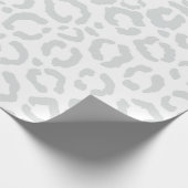 Elegant White Grey Leopard Cheetah Animal Print Cadeaupapier (Hoek)