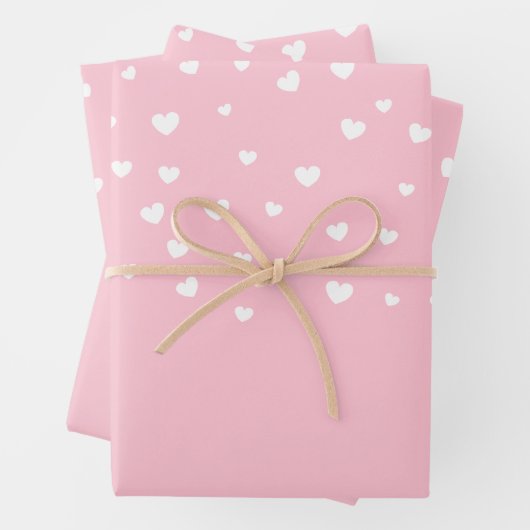 Elegant White Hearts op Pastel Pink Inpakpapier Vel (In situ)