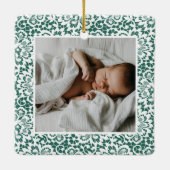 Elegant White Lace Baby's eerste kerstfoto Keramisch Ornament (Achterkant)