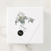 Elegant White Lilies Wedding Gift Bedankjes Labels (In situ)
