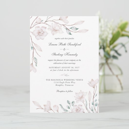 Elegant White Magnolia Floral Wedding Invitation Kaart (Staand voorkant)