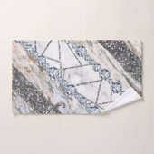 Elegant White Marble Print met Silver Textured Handdoek (Handdoek)