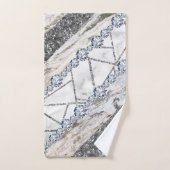 Elegant White Marble Print met Silver Textured Handdoek (Handdoek)