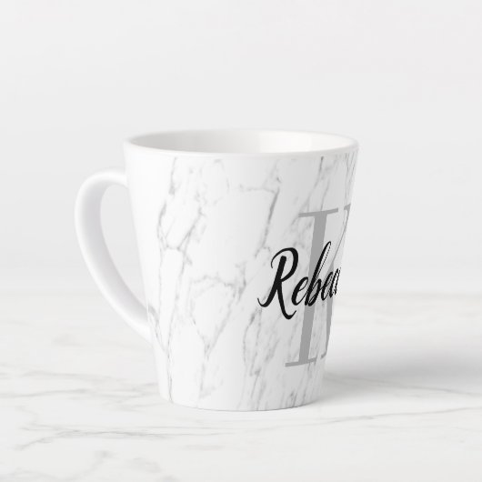 Elegant white marble stone aangepast monogram latte mok (Linkerhoek)