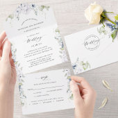 Elegant White met Blue Floral en Calligrafie All In One Uitnodiging