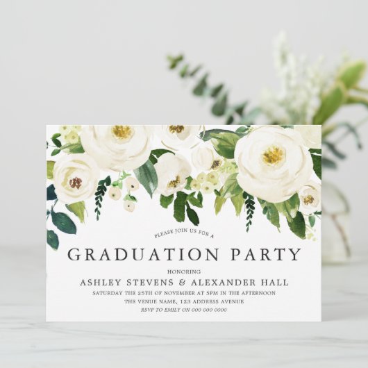 Elegant White Roses Beauful Graduation Party Kaart (Staand voorkant)