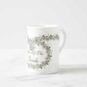 Elegant White Roses Greenery Moeder van de Bride Porselein Kop (Voorkant rechts)