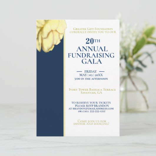 Elegant White & Royal Blue Charity Event Gala Kaart (Staand voorkant)