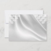 Elegant White Satin, Lace Wedding RSVP Uitnodiging (Achterkant)