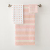 Elegant White Stripe en Check Pink Polka Dot. Bad Handdoek (Insitu)