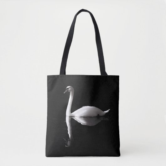 Elegant White Swan Reflection op Black Lake Tote Bag (Voorkant)