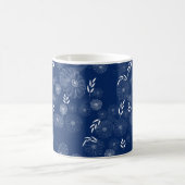 Elegant White Wildflower Doodles Pattern Koffiemok (Center)